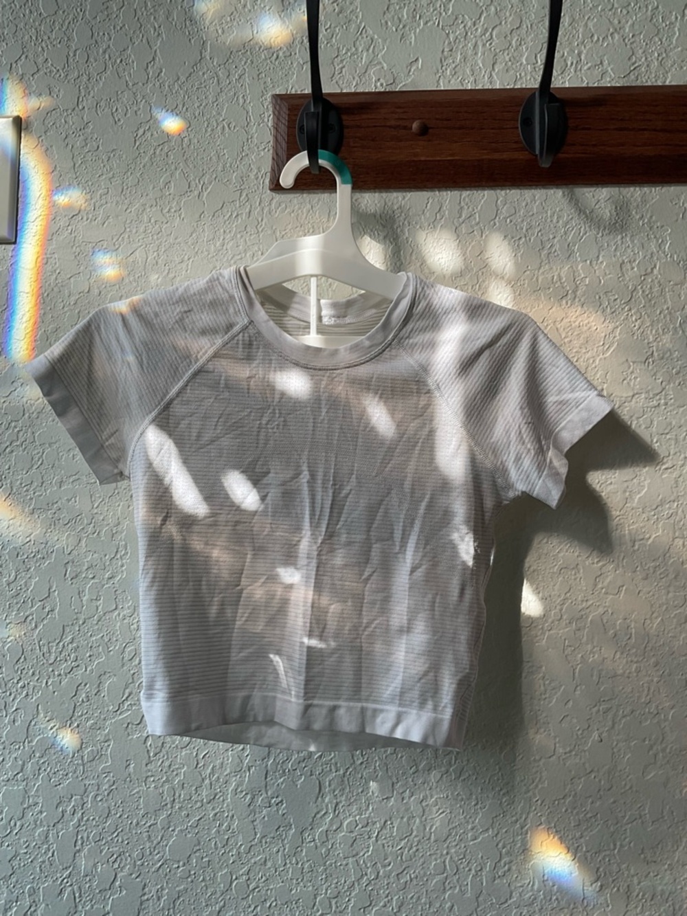 Lululemon white cropped square tech tee